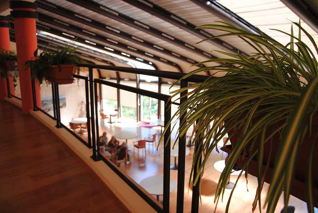 Résidence les Charmettes, la salle vue de l'intérieur